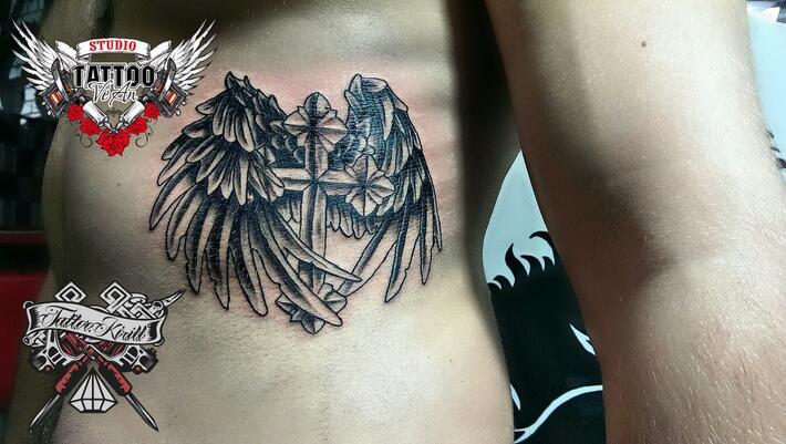 Фото тату Тату кресты на боку