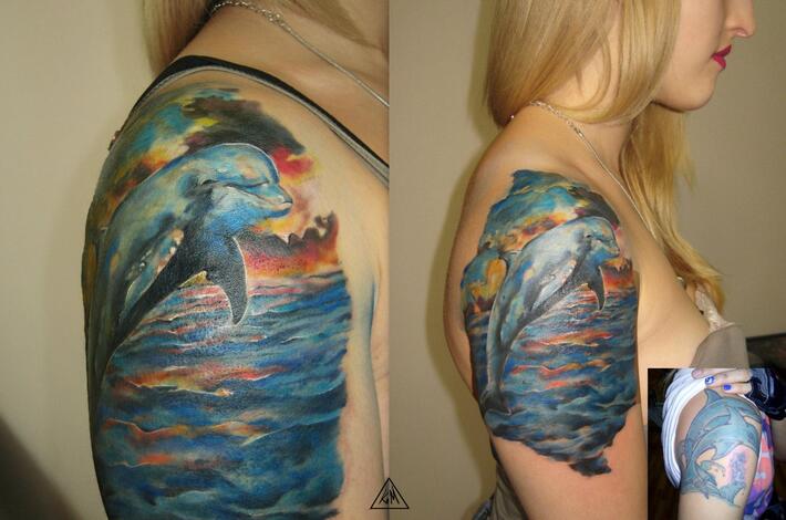 Фото тату Тату дельфины на плече