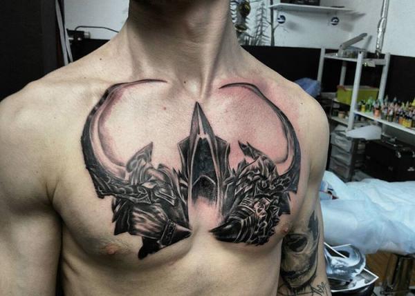Фото тату Темный воин на груди
