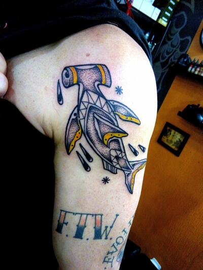 рукав тим бертон. тату тим бёртотон мини. кошмар перед рождеством тату. тату тим. алиса тим бертон тату.