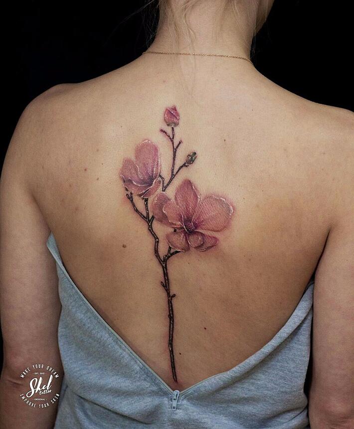 Татуировки с цветком