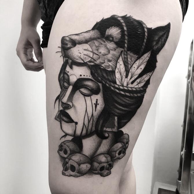                                                                     #wolf #wolftattoo #women #womentattoo #blacktattoo #blackwork #blacktattoo 