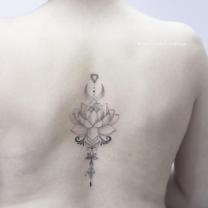 Тату Лотос: фото, эскизы и значение татуировки для девушек и женщин