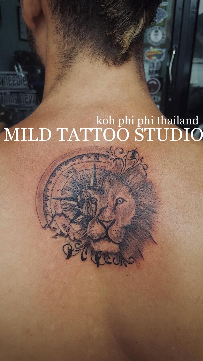 Фото тату Lion tattoo compass tattoo bam