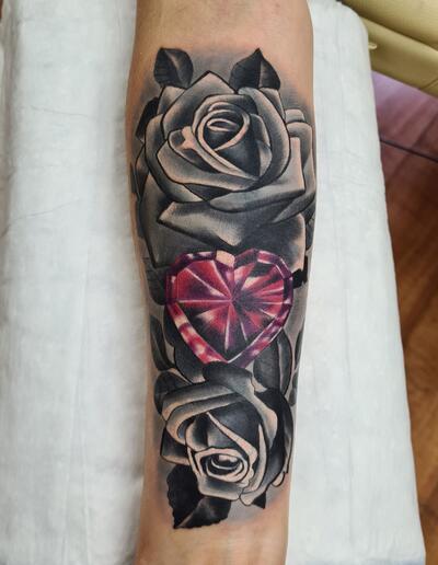 Розы и рубин (cover up)