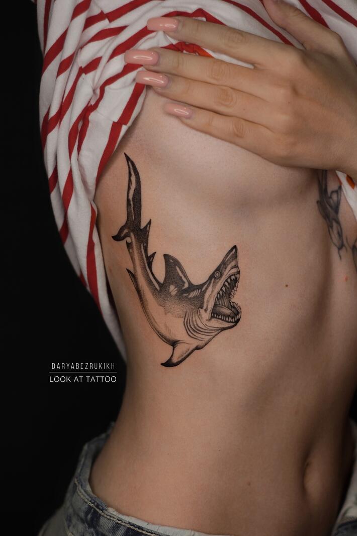me/lookattattoo

Дарья Безруких
https://vk