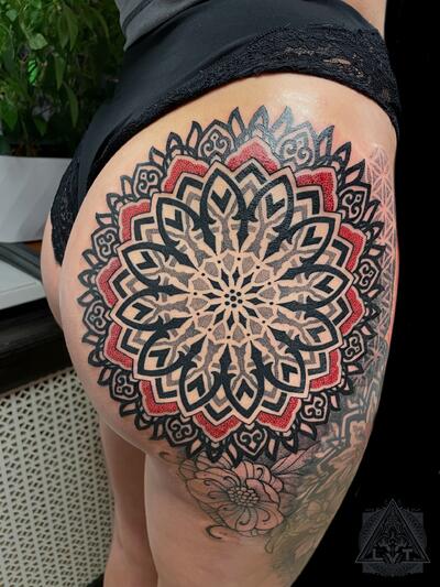 Иван Леонов