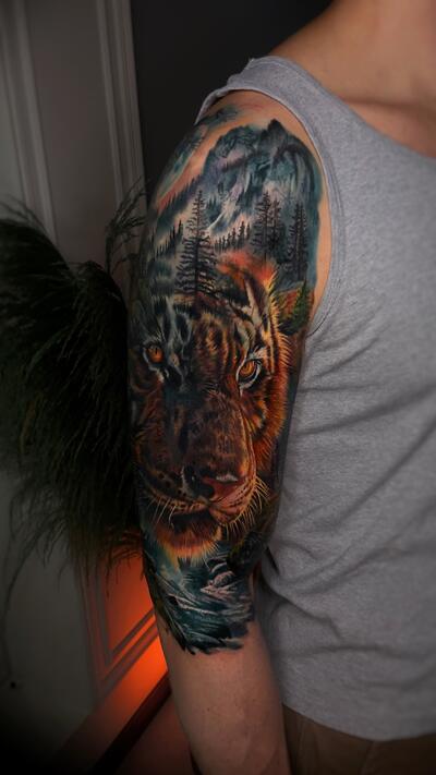 Александр Теслин