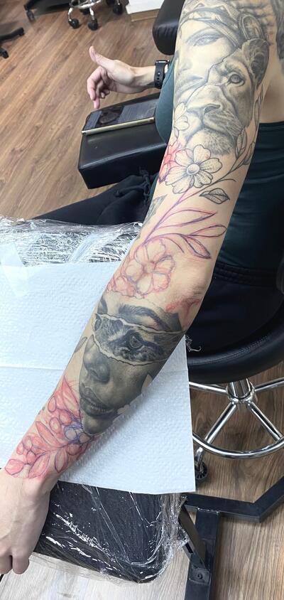 Максим Колоров