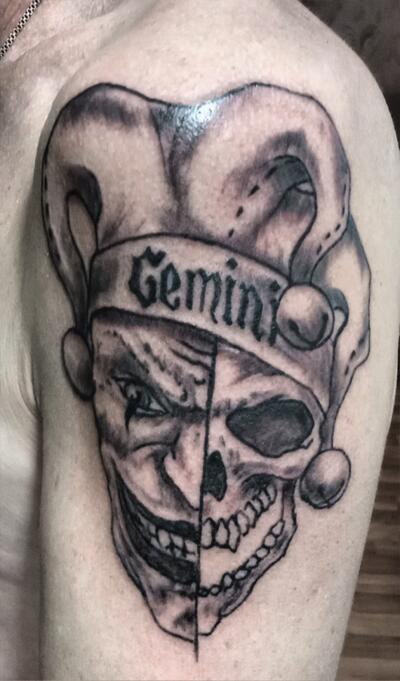 Дмитрий Комиссаров