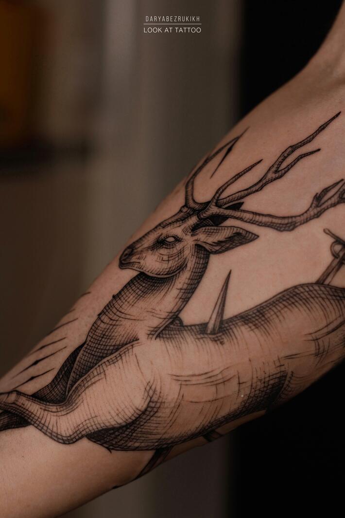 me/lookattattoo

Дарья Безруких
https://vk
