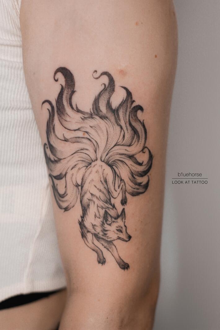 me/lookattattoo

Евгения Сотникова
https://vk