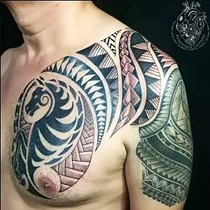 Татуировки в стиле Трайбл: значение и символика