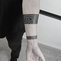 Black Minimal Tattoo 1